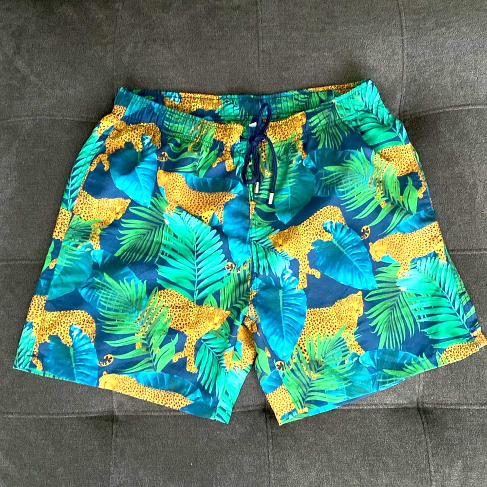 Men’s swim trunks